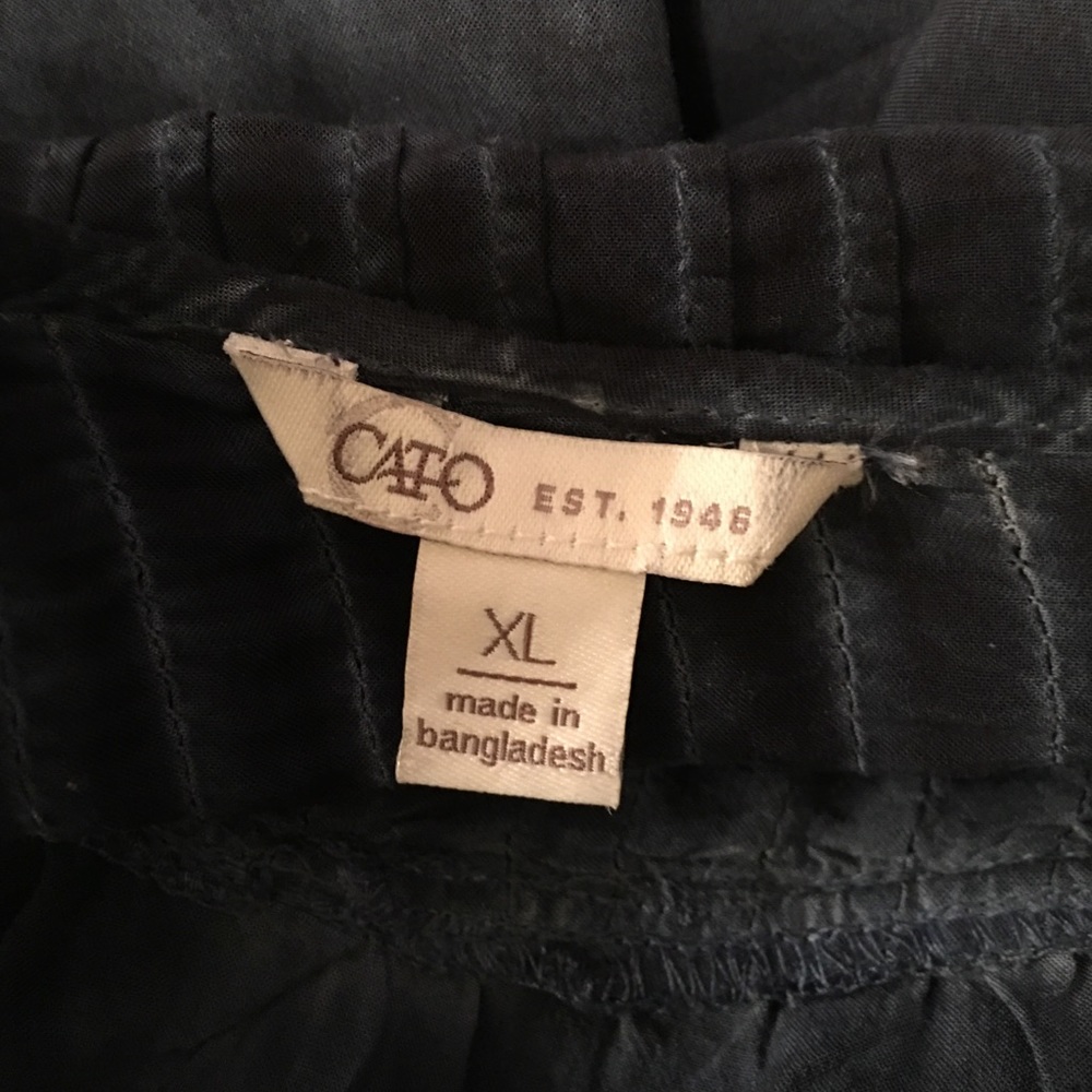 Navy blue boho top - Picture 4 of 7